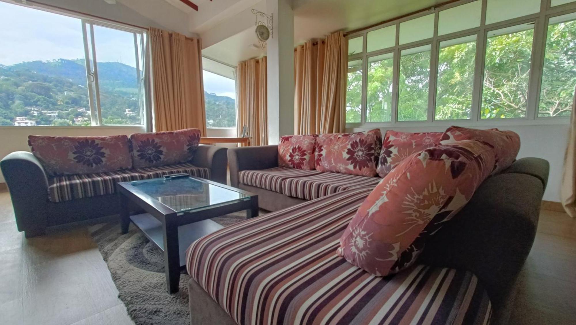 Smile Hub Kandy -Youth Hostel- Стая снимка